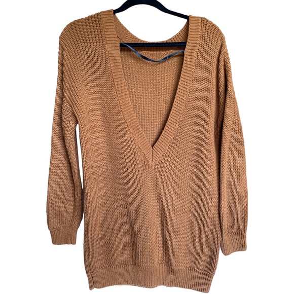 Forever 21 - 100 percent cotton low back sweater in EUC - Picture 4 of 5